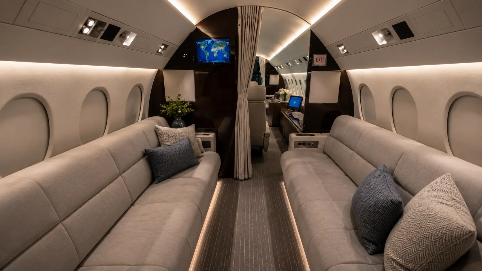 Falcon 900 — immagine 3