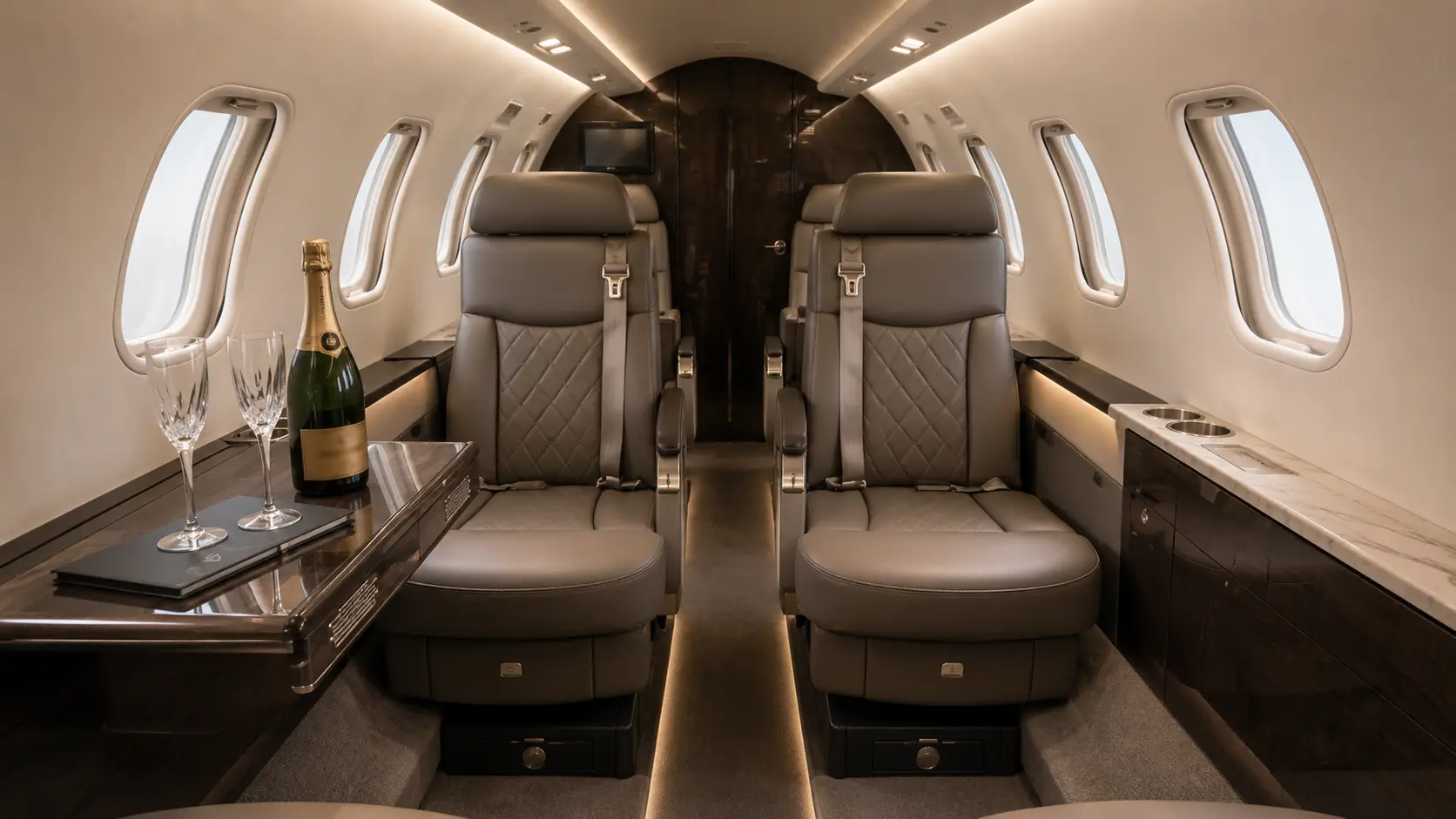 Learjet 40 — immagine 4