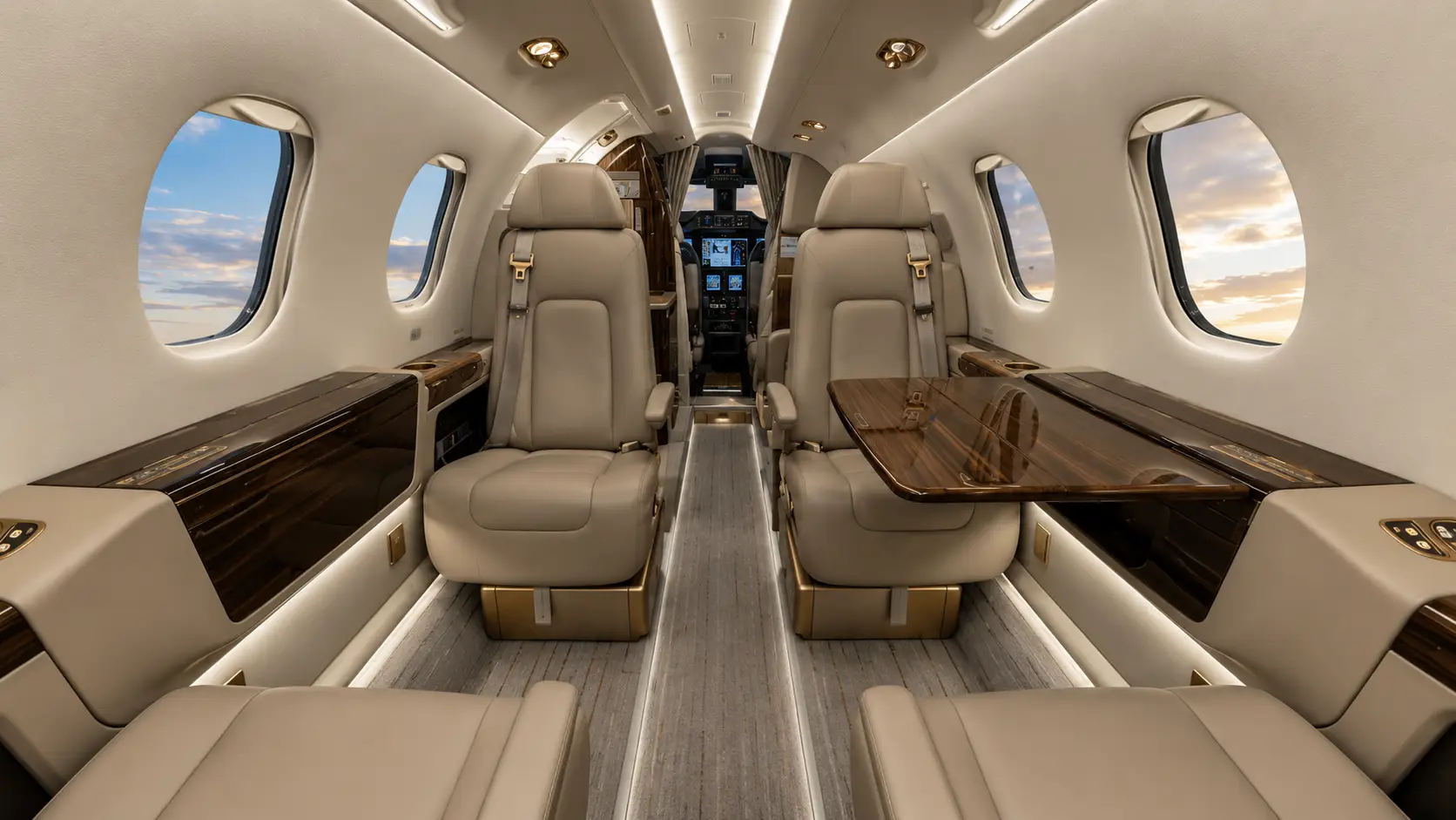 Phenom 300 — immagine 3