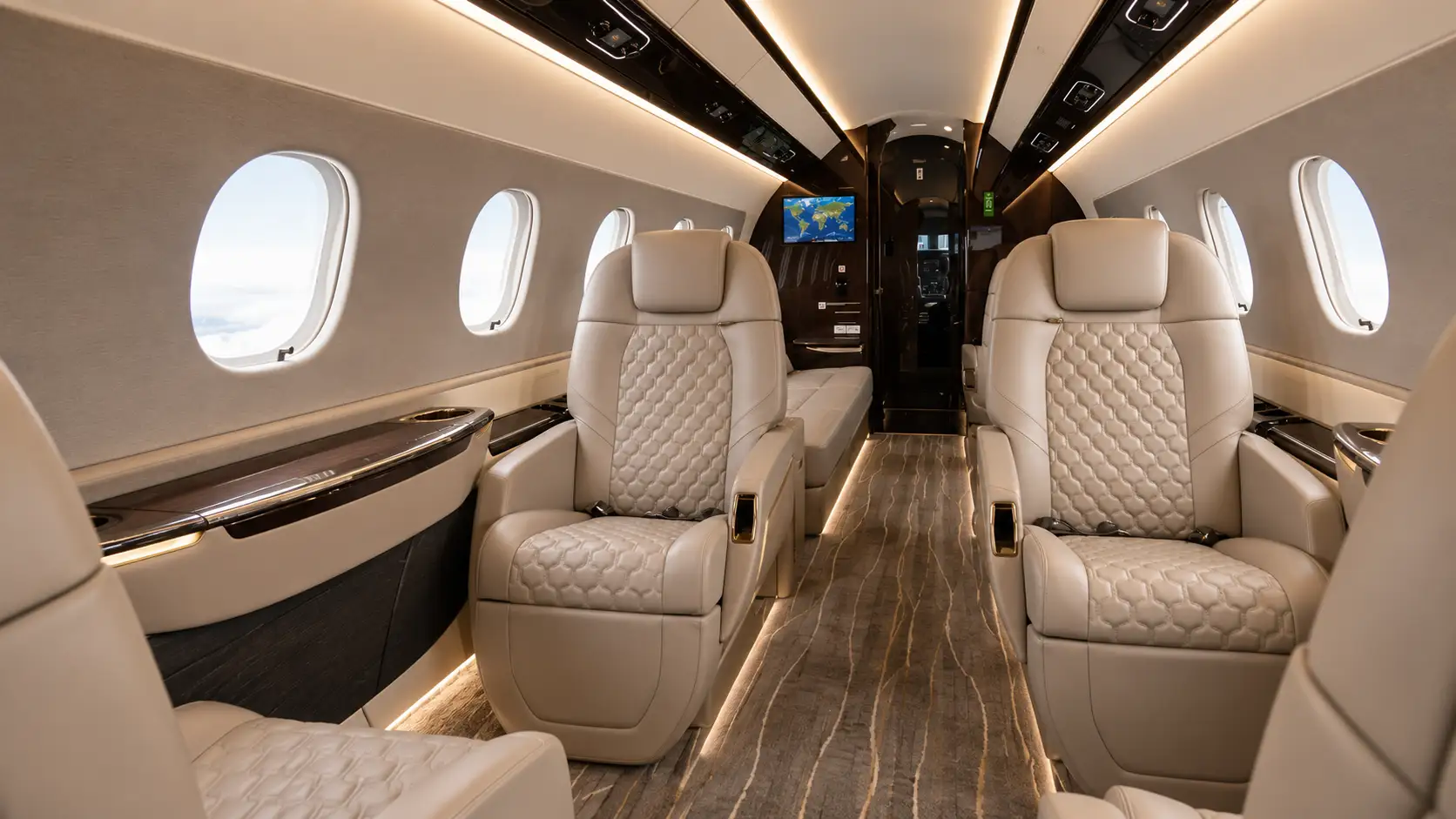 Legacy 450 — immagine 3