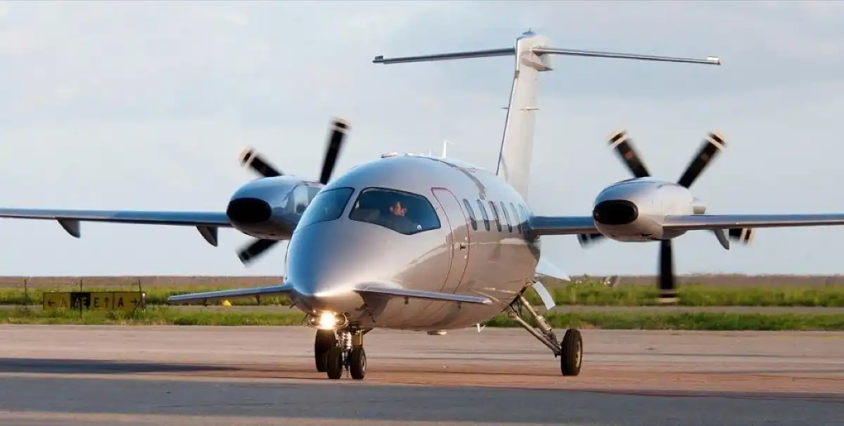 Piaggio Avanti — immagine 2